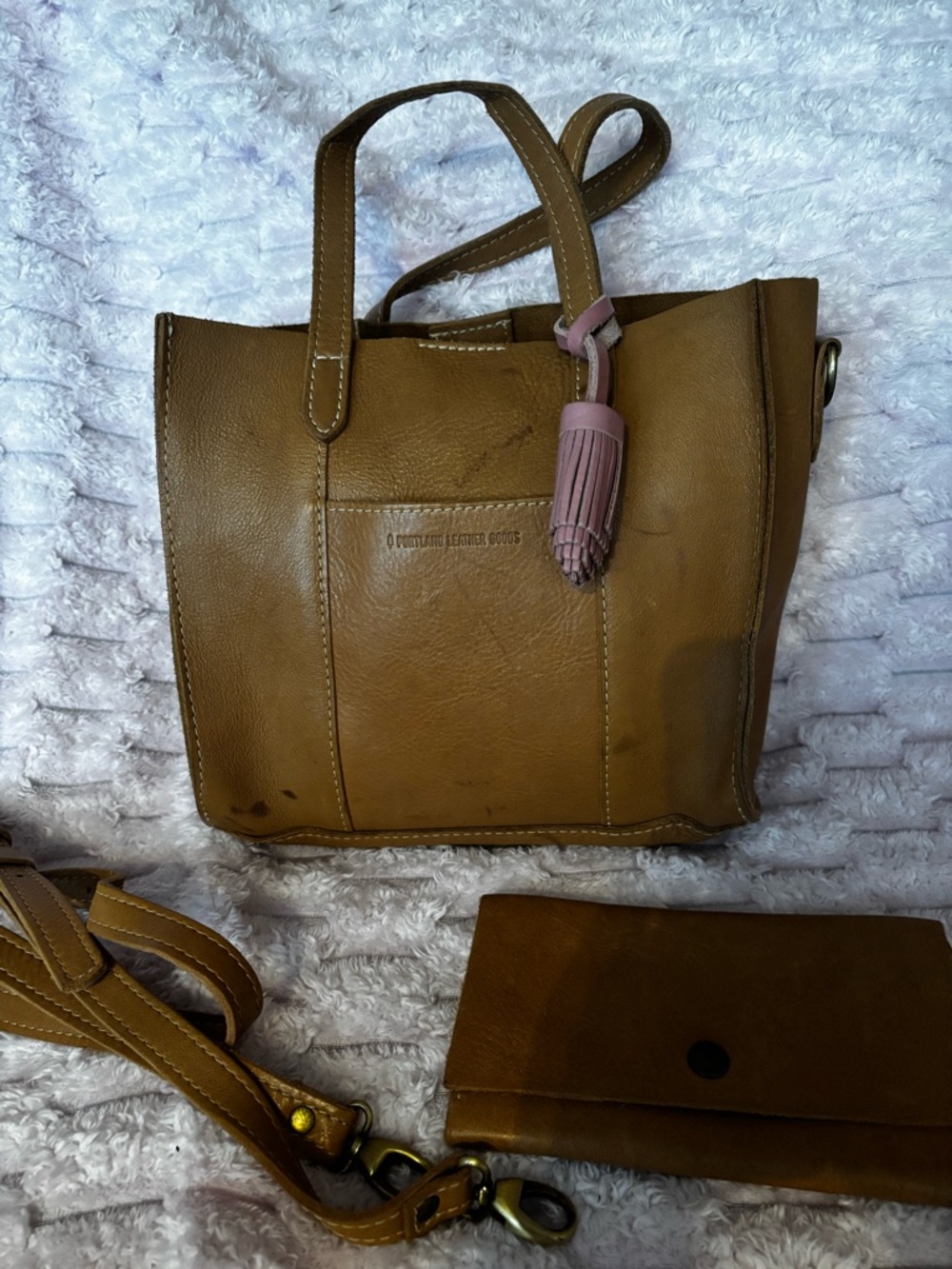 Portland leather goods Women’s Almond Leather Lola crossbody